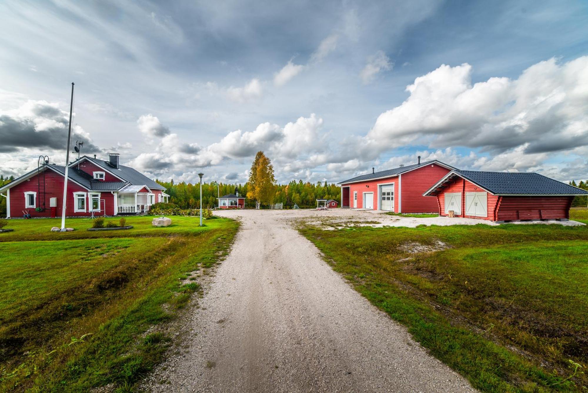 Hommala Villa Raiskio Eksteriør billede